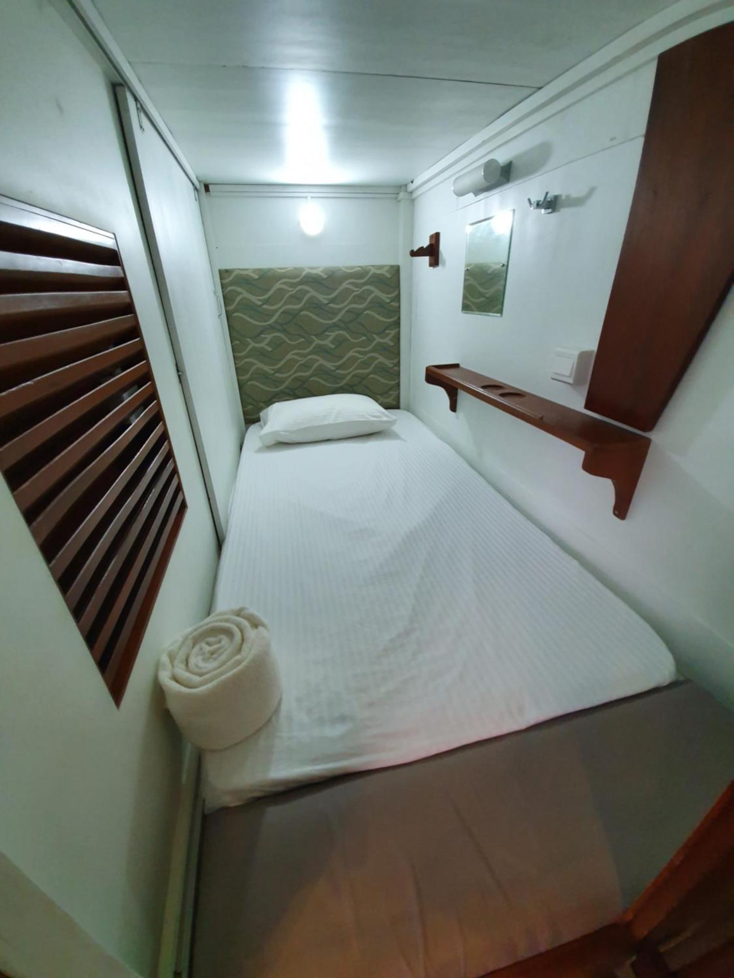 Bed Station 210 Kandy Exterior foto